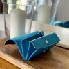 Porte-Cartes Bleu Ciel Avery